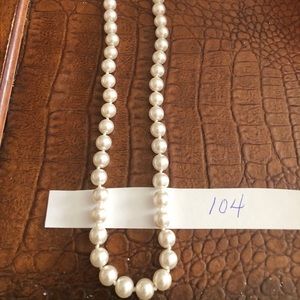 REM Pearl Necklace